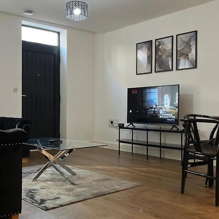 New Build 1 Bedroom Apartment, Jewellery Quarter 伯明翰 外观 照片