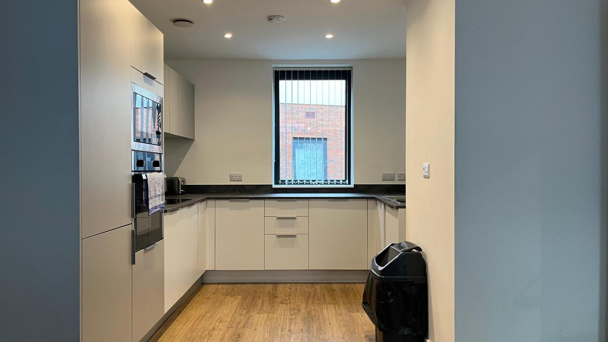 New Build 1 Bedroom Apartment, Jewellery Quarter 伯明翰 外观 照片